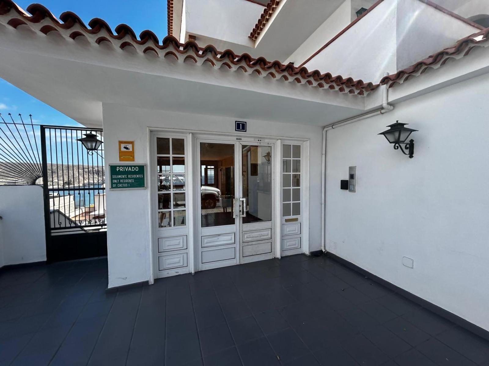 Vista Mar Y Piscina Climatizada Appartement Arona  Buitenkant foto