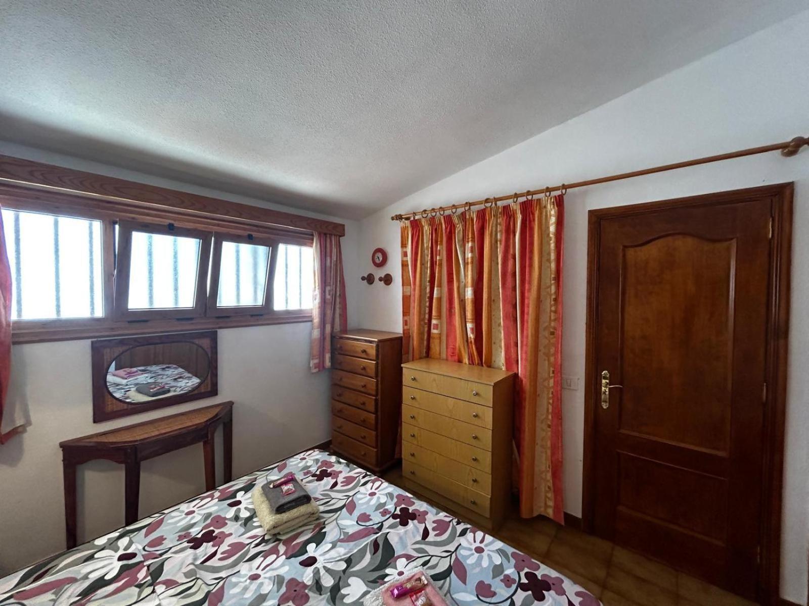 Vista Mar Y Piscina Climatizada Appartement Arona  Buitenkant foto